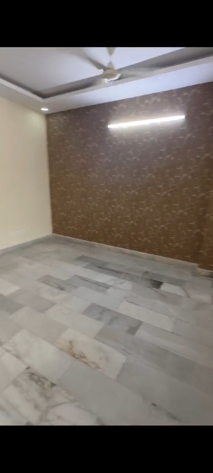 Room, lajpat nagar i 2 Bedroom 1000 Sq.Ft. Builder Floor In Lajpat Nagar I Delhi 8823236