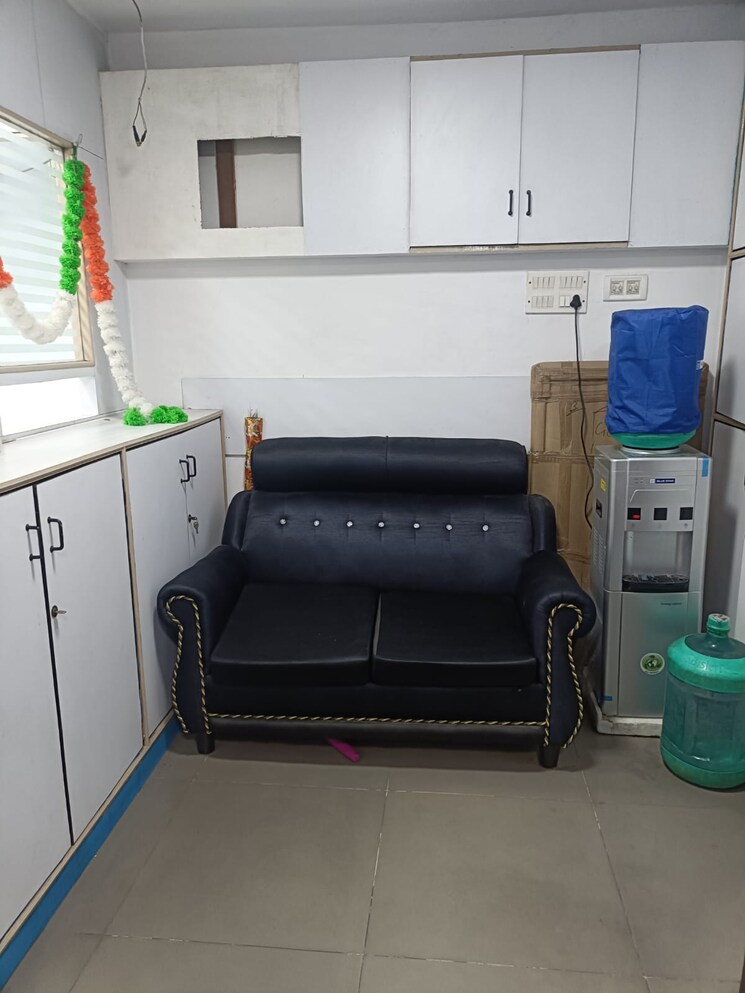 undefined, park street Commercial Office Space 900 Sq.Ft. In Park Street Kolkata 8823258