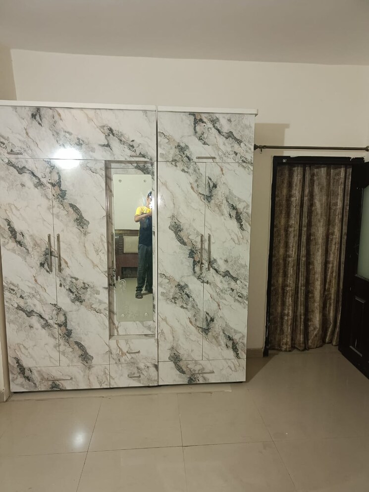 Bedroom, onyxe-paraiso 3 Bedroom 1800 Sq.Ft. Apartment In Patiala Road Zirakpur 8823315