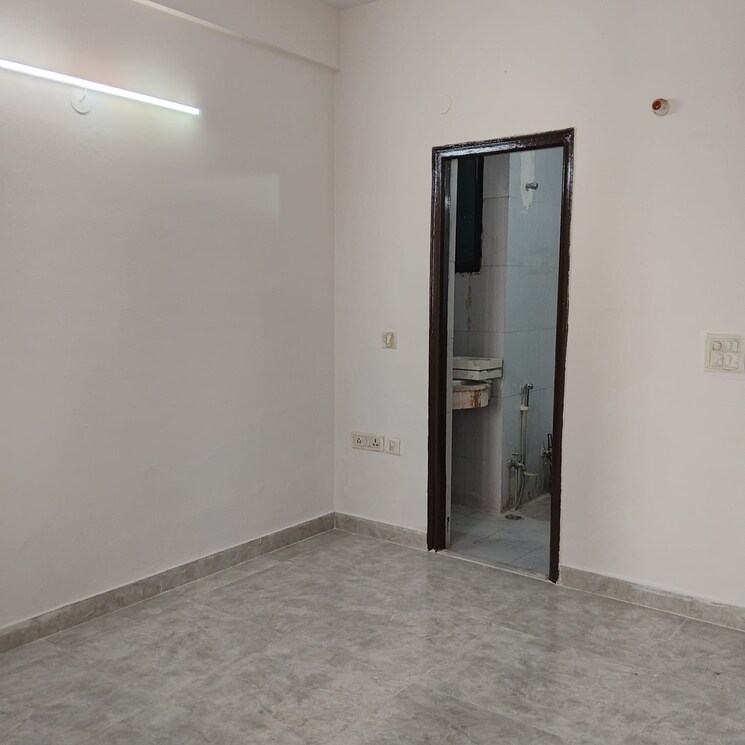 Room, vaishali sector 5 3 Bedroom 1280 Sq.Ft. Builder Floor In Vaishali Sector 5 Ghaziabad 8823287