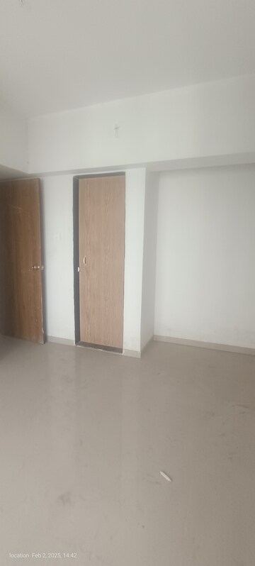Room in 1 BHK Apartment at Vihang Golden Hills, Owale – for Sale