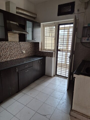 Kitchen in 2.5 BHK Builder Floor at M2K The White House, Sector 57 – for Rent