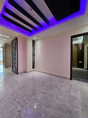 Room in 3.5 BHK Builder Floor at Ansal Versalia Phase A2, Sector 67a – for Sale