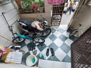 Balcony in 2 BHK Builder Floor at RWA Parmanand, Mukherjee Nagar – for Sale