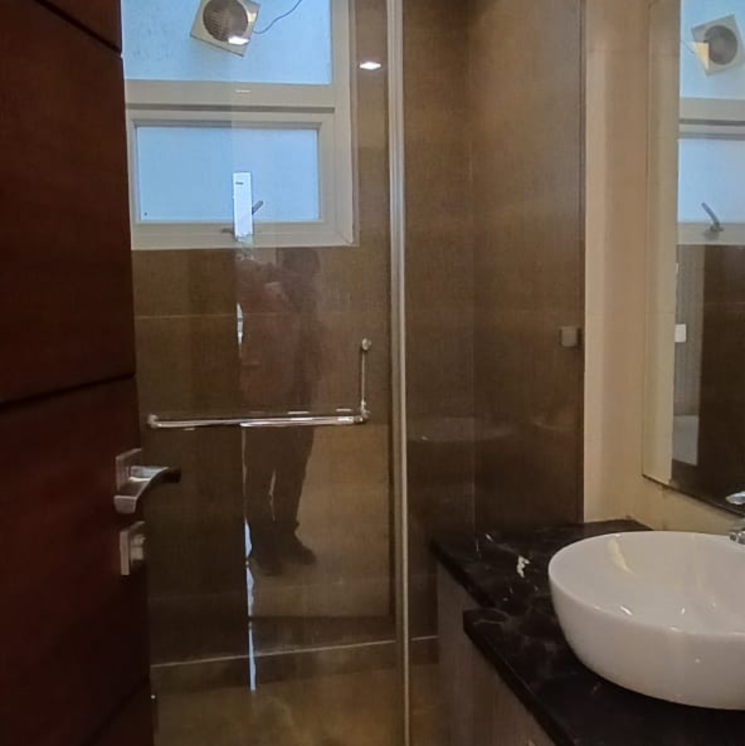 Bathroom, vasant kunj 4 Bedroom 1650 Sq.Ft. Builder Floor In Vasant Kunj Delhi 8823323