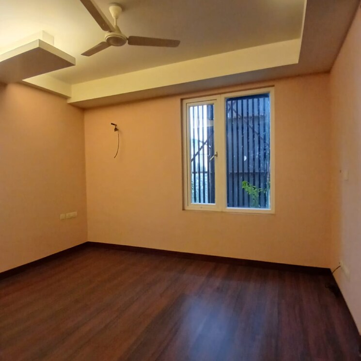 Room, vasant kunj 4 Bedroom 1650 Sq.Ft. Builder Floor In Vasant Kunj Delhi 8823323