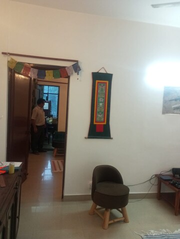  1 BHK Builder Floor at Lajpat Nagar ii – for Rent