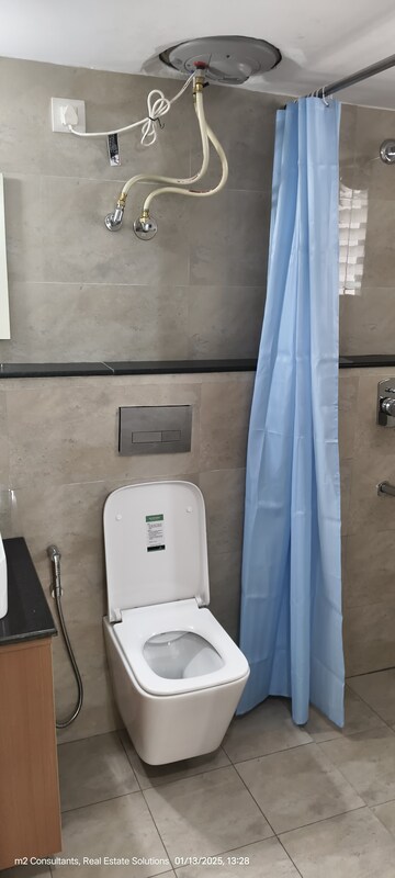 Bathroom in 4 BHK Apartment at Ranka Paradise, Ashok Nagar – for Rent