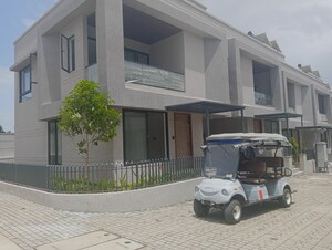 Parking in 3 BHK Villa at Supreme Villagio, Somatane – for Sale