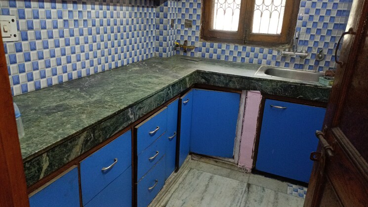 Kitchen, vaishali sector 5 2 Bedroom 990 Sq.Ft. Builder Floor In Vaishali Sector 5 Ghaziabad 8823487