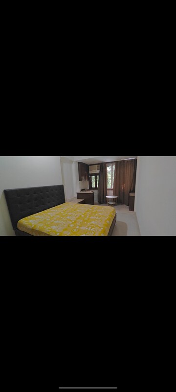 2 BHK Apartment For Rent in MIG Colony, Worli