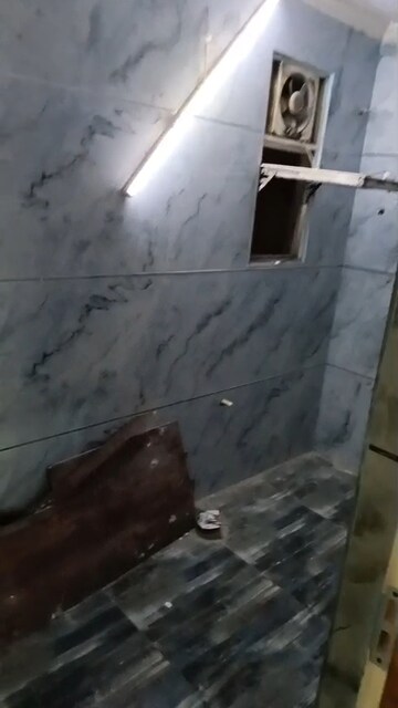 Bathroom in 3 BHK Apartment at Ashiana The Heritage, Vaishali Sector 3 – for Sale