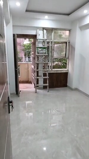 Room in 3 BHK Apartment at Ashiana The Heritage, Vaishali Sector 3 – for Sale