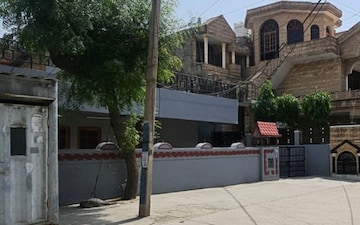 3.5 BHK Independent House For Sale in Sector 15