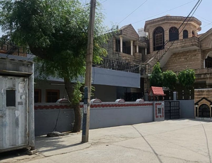 3.5 BHK + Extra Room Independent House For Sale in Independent House