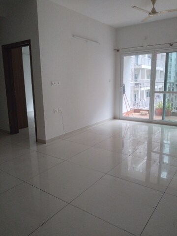 Room in 2 BHK Apartment at Creative Shree Vikas, Thanisandra – for Rent
