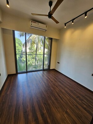 Room in 3.5 BHK Apartment at Rustomjee Seasons, Bandra East – for Sale