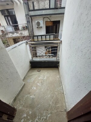 Balcony in 2 BHK Builder Floor at Model Town 3 – for Sale