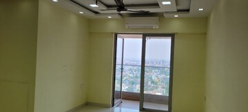 Bedroom in 2 BHK Apartment at Neo Heights, Charni Road – for Rent