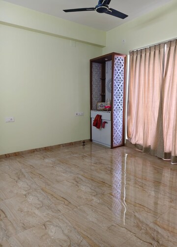 Room in 3 BHK Apartment at Shrachi Newtown Villas, New Town – for Sale