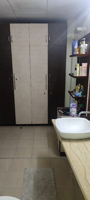 Bathroom in 3 BHK Apartment at Max Towers, Sector 16b – for Sale