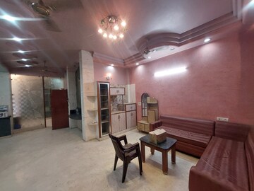 Living Room in 4 BHK Builder Floor at State Bank Colony – for Rent