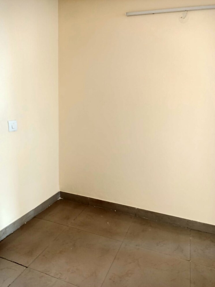 Room, op-floridaa 2 Bedroom 473 Sq.Ft. Apartment In Sector 82 Faridabad 8823967