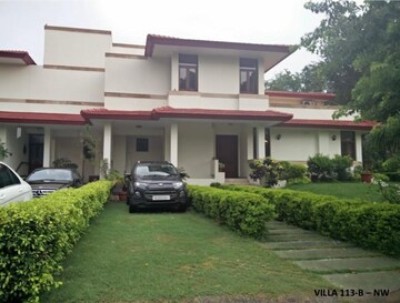 5 BHK Villa – Exterior View View at Sector 48 - for Rent