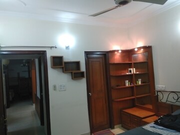 Furnished Amenities in 3 BHK Apartment at Sector 18a Dwarka – for Rent