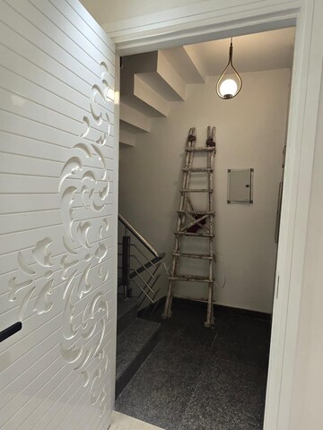 Bathroom in 2.5 BHK Builder Floor at Jagriti Enclave – for Rent