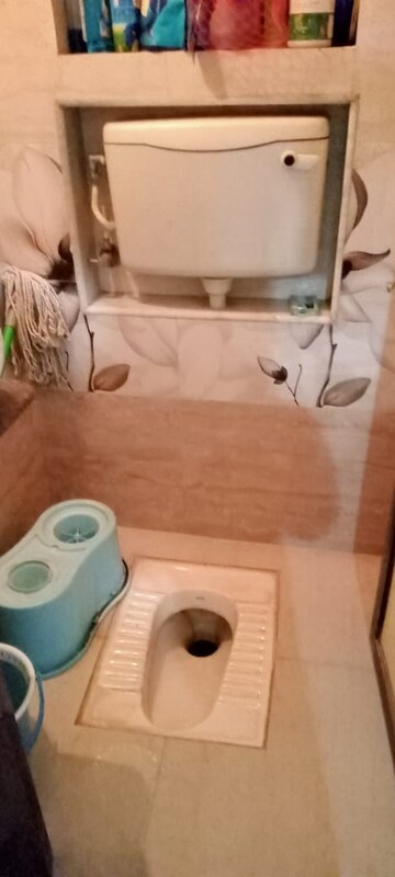 Bathroom in 1 BHK Apartment at HDIL Dheeraj Upvan 1, Borivali East – for Sale
