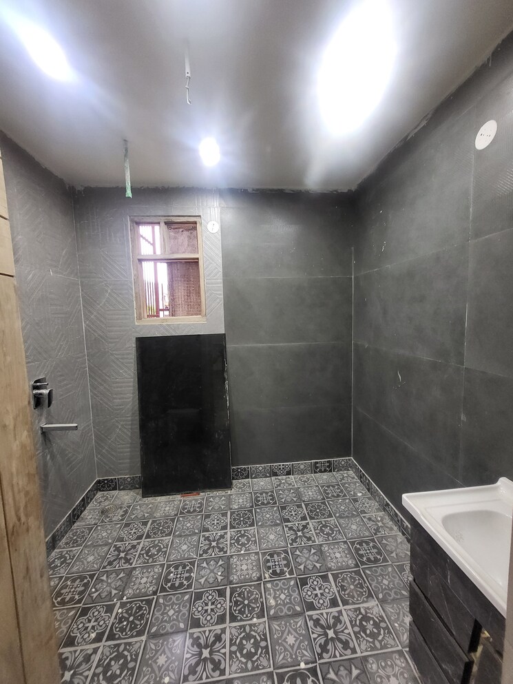 Kitchen, yk-homes 4 Bedroom 240 Sq.Yd. Builder Floor In Green Fields Colony Faridabad 8823847