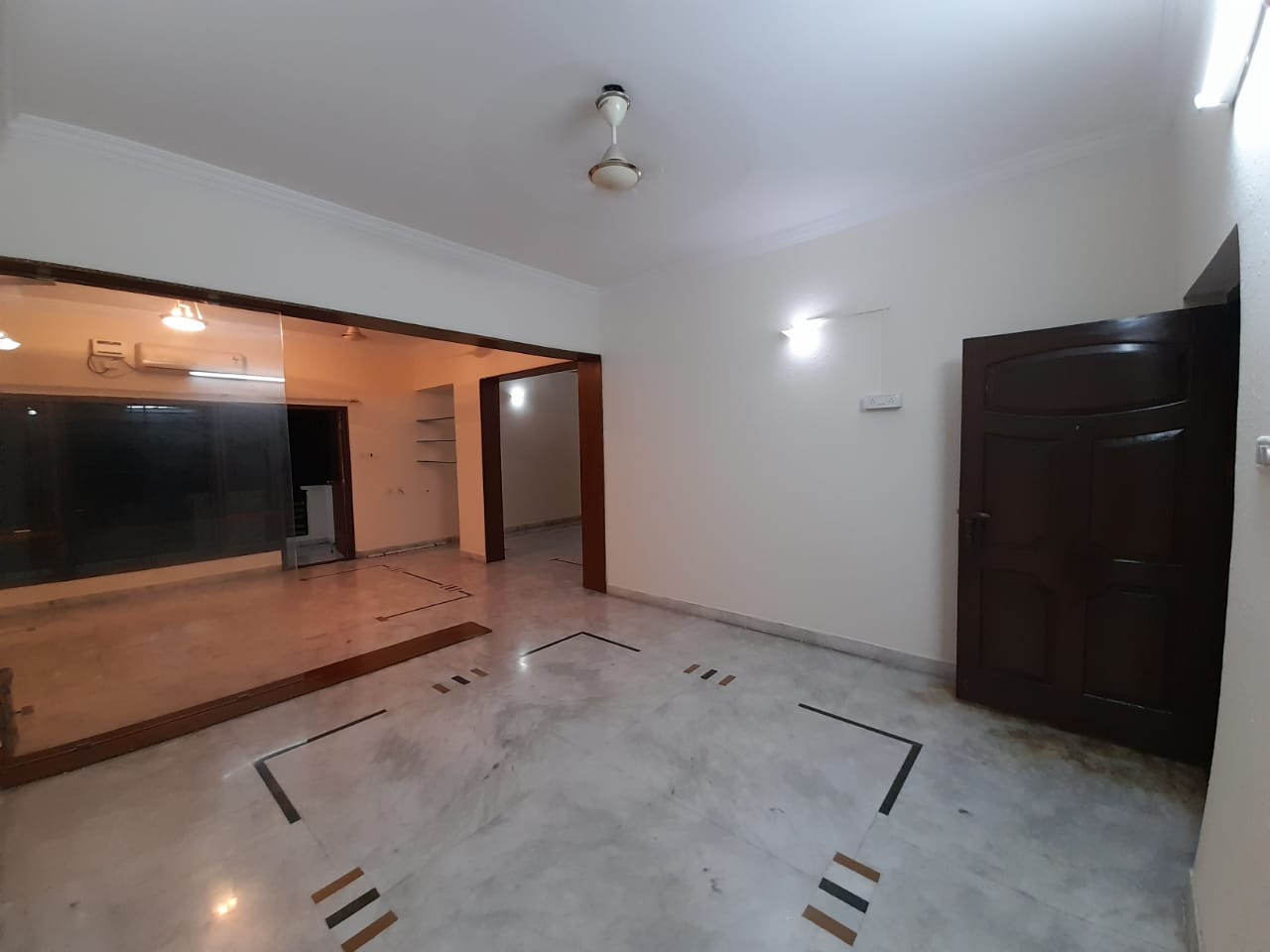 3 BHK + Extra Room Apartment For Rent in Banjara View Apartment