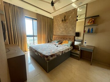 Bedroom in 3 BHK Apartment at Lodha Luxuria, Majiwada – for Rent