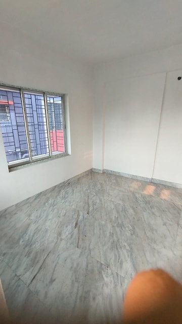 Room in 3 BHK Apartment at Greenwood Complex, Kaikhali – for Sale