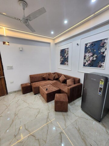 Master Bedroom in 1 BHK Builder Floor at Saket – for Rent