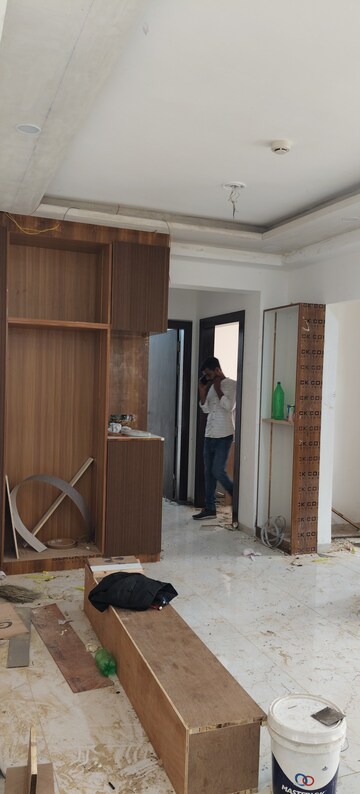 Living Room in 3.5 BHK Apartment at Rishita Manhattan, Gomti Nagar – for Rent