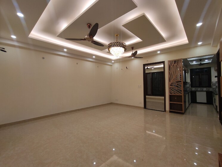 Room, sector 46 2 Bedroom 263 Sq.Yd. Builder Floor In Sector 46 Gurgaon 8824081