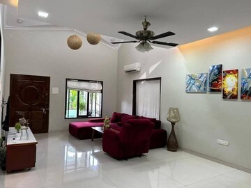 Living Room in 1 BHK Apartment at Saket – for Rent