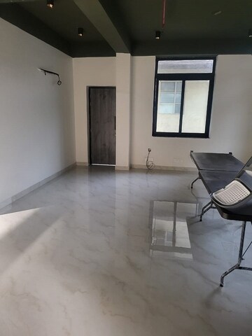 Room in  Industrial Plot at Sector 63 – for Rent