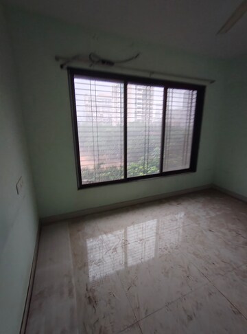 Room in 2 BHK Apartment at Indrayani CHS Ghatkopar, Ghatkopar East – for Rent