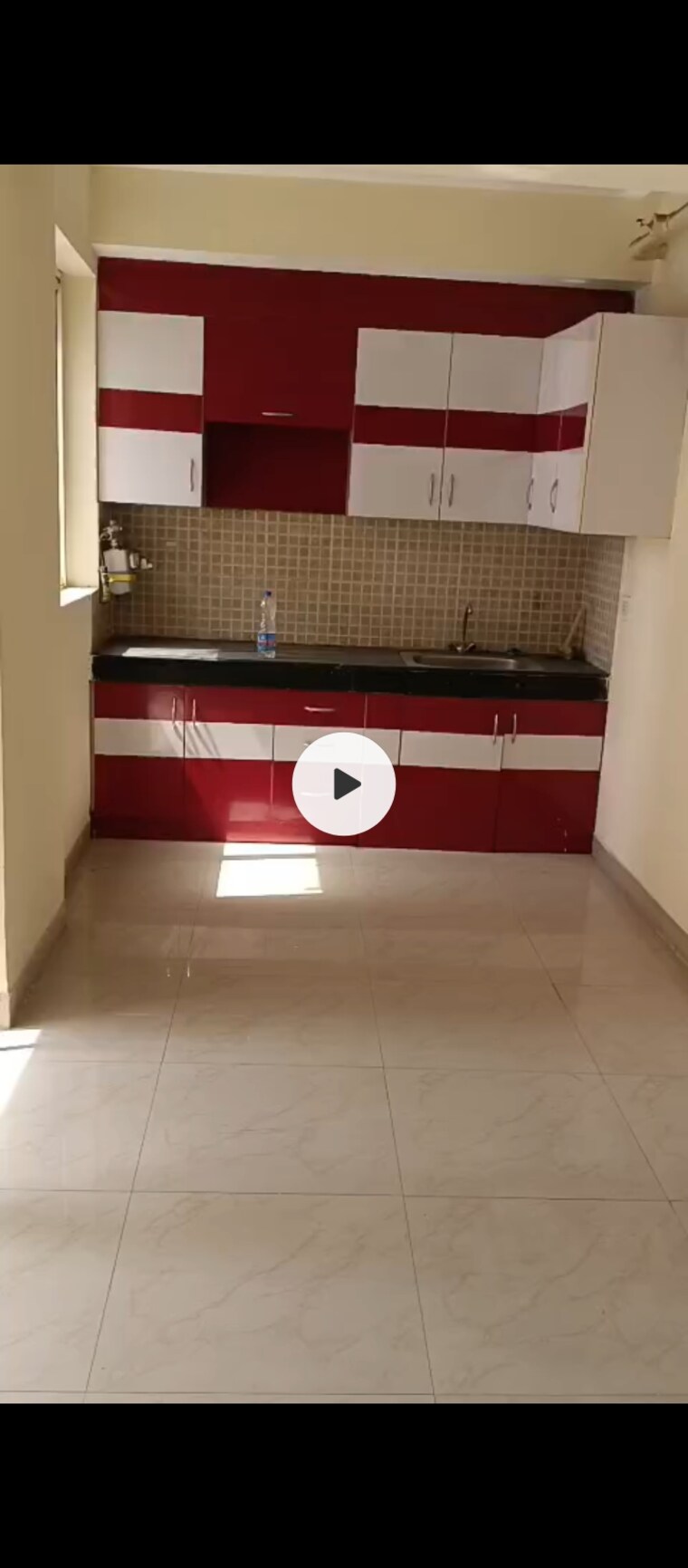 Kitchen, paras-tierea 2 Bedroom 825 Sq.Ft. Apartment In Sector 137 Noida 8824221