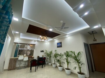 Team Area in 4 BHK Villa at Arjunganj – for Sale