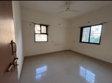 Bedroom in 2 BHK Apartment at Raheja Vistas Phase 3, Mohammadwadi – for Rent