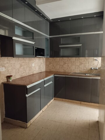Kitchen in 3 BHK Apartment at Amrapali Golf Homes, Sector 4 Greater Noida – for Rent