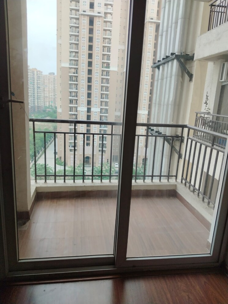 Balcony, amrapali-golf-homes 3 Bedroom 1595 Sq.Ft. Apartment In Sector 4 Greater Noida Greater Noida 8824245
