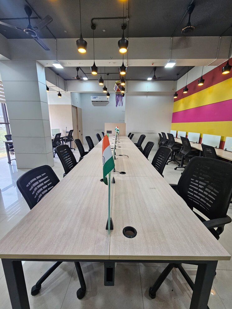 Team Area, thaltej Commercial Office Space 1520 Sq.Ft. In Thaltej Ahmedabad 8824263