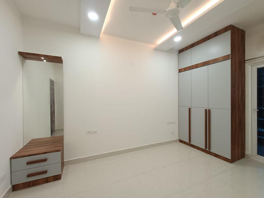 4 BHK + Pooja Room Apartment For Sale in Pradeep Bliss