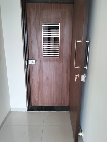 Furnished Amenities in 2 BHK Apartment at Skyi Songbirds, Bavdhan – for Rent
