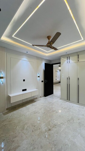 Building Lobby in 3 BHK Builder Floor at Adani Samsara Vilasa, Sector 63 – for Sale
